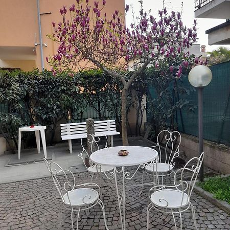 Apartamento Casa Magnolia, Tranquilla E Centrale Nichelino Exterior foto