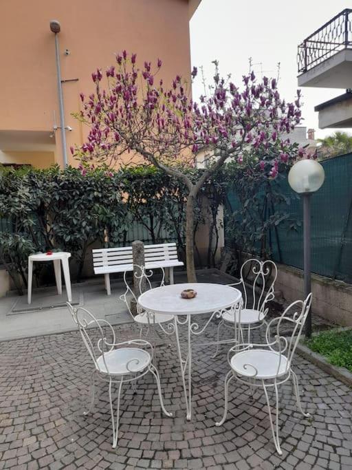 Apartamento Casa Magnolia, Tranquilla E Centrale Nichelino Exterior foto